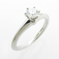 ティファニー クラッシックソリティア リング0．23ct
