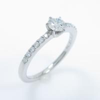 ロイヤル アッシャー ダイヤモンドリング 0．25ct・G・VS1