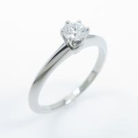 ティファニー クラッシックソリティア リング 0．25ct