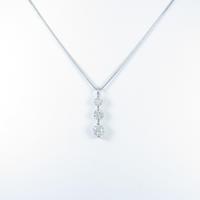 PT スリーストーン ダイヤモンドネックレス30％引き