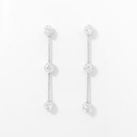 K18WG スリーストーン ダイヤモンドピアス