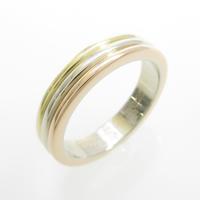 カルティエ スリーゴールドウエディング リング