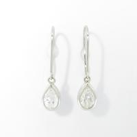 PT ダイヤモンドピアス