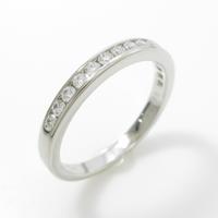 ティファニー ハーフサークル チャネルセッティング リング