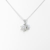 PT フラワー ダイヤモンドネックレス