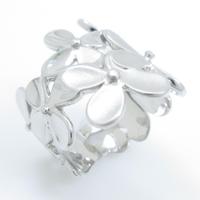 K18WG フラワー ピンキーリング30％引き