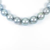 K18WG／SV クロチョウパールネックレス