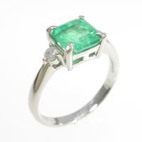 PT エメラルドリング