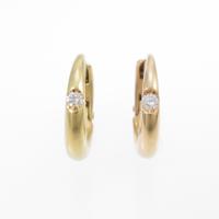 ポメラート ルッチョレ ピアス