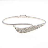 K18WG ダイヤモンドバングル