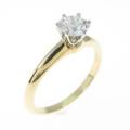 ティファニー クラシックソリティア リング 0．49ct・G・VS1