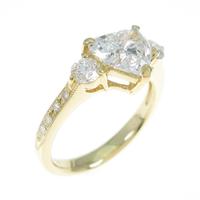 【リメイク】K18YG ダイヤモンドリング 1．386ct・E・SI2・ハートシェイプ