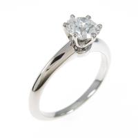ティファニー クラシックソリティア リング 0．68ct・F・VS1・VG