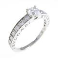 ブルガリ デディカータ ア ベネチア リング 0．35ct・E・VVS1・VG