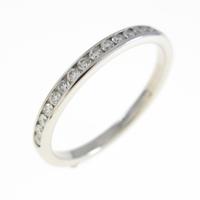 PT ハーフエタニティ ダイヤモンドリング