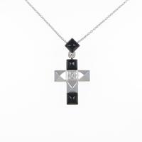 K18WG／PT クロス オニキスネックレス