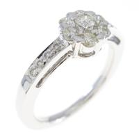 K18WG フラワー ダイヤモンドリング