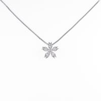 K18WG フラワー ダイヤモンドネックレス