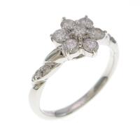 PT フラワー ダイヤモンドリング