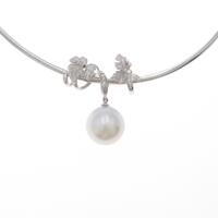 K18WG／K14WG リーフ シロチョウパールネックレス