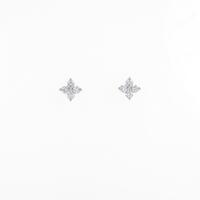 K14WG フラワー ダイヤモンドピアス