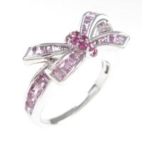 K18WG リボン ピンクサファイヤリング