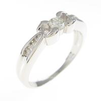 750WG ダイヤモンドリング