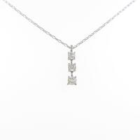 K18WG スリーストーン ダイヤモンドネックレス