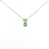 ベルシオラ エメラルドネックレス