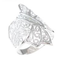 K18WG スリーストーン バタフライ ダイヤモンドリング