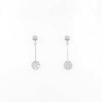 K14WG フラワー ダイヤモンドピアス