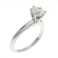 ティファニー クラシック ソリティア リング 0．65ct