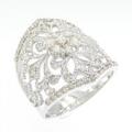 K18WG フラワー ダイヤモンド リング 1.00CT