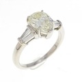 PT ダイヤモンド リング 1.307CT VLY VS2 ペアシェイプ