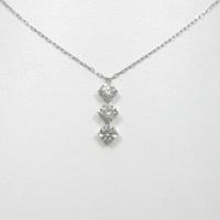 PT スリーストーン ダイヤモンドネックレス