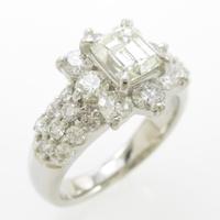 プラチナダイヤモンドリング 1．001ct・K・SI1・エメラルドカット10％引き