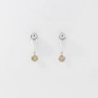 K18WG ダイヤモンドピアス