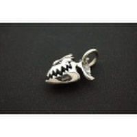 CRAZY PIG DESIGNS(クレイジーピッグ)　SHARKY HINGED JAW シャーキーペンダント #753