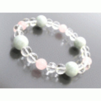 【5月生まれのあなたにおすすめ】ヒスイとローズクォーツで恋愛運をあなたの味方に