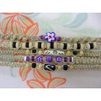 ◆ハワイより入荷しました◆　サーファーアクセの定番！ヘンプブレスレット　５種類