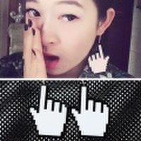 クリックアイコンモチーフ アクリル プレート ピアス 派手 ユニークモチーフ コスプレ 原宿 渋谷 インパクト ネオギャル ギャル モノトーン 761109