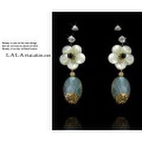 ストーンフラワー（ピアス）