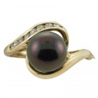 タヒチアンパール 黒真珠 ランクＡＡＡ １４ｋダイヤモンドデザインブラックパールリング?