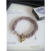 チェコパールのクロッシェブレスレット(グレイッシュボルドー)