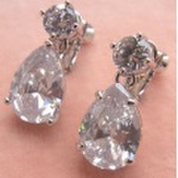 ティアドロップのブライダル【イヤリング】【シルバー】　E-0903