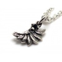 ブラックCZフェザーシルバーペンダント/lep009