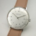 マックス・ビルBYユンハンス JUNGHANS 手巻き腕時計027 3701 00 国内正規品