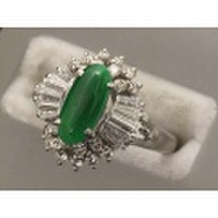 新着値下げ【PT900プラチナ】指輪　リング　ヒスイ　ダイヤモンド0.72ｃｔ　11.5号　6.4ｇ　レディース　02434-0