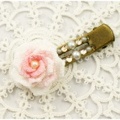 薔薇のヘアクリップ　つまみ細工のヘアアクセサリー／ピンク