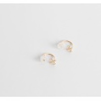 X Hugger Earrings 　Melissa Joy Manning　by SOURCE